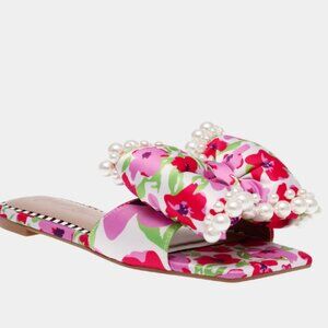 NEW BETSEY JOHNSON Liah Leopard Bow Sandals Leopard for women 254 392